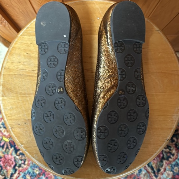 Gold Tory Burch flats in awesome condition - Picture 3 of 4